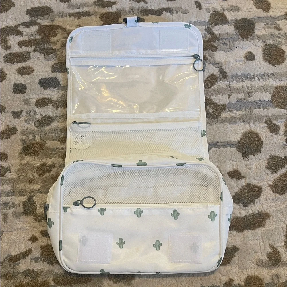 N/A chic ivory